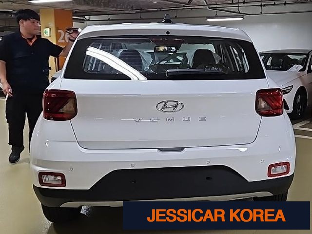 2026 Hyundai Venue - Thumbnail 14