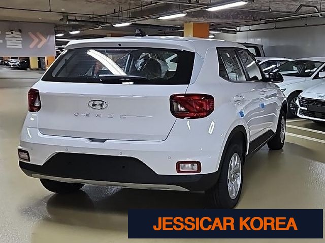 2026 Hyundai Venue - Thumbnail 17