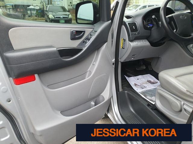 2017 Hyundai Grand Starex - Thumbnail 16