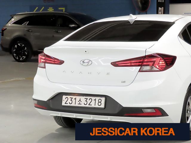 2020 Hyundai The New Avante AD - Thumbnail 4