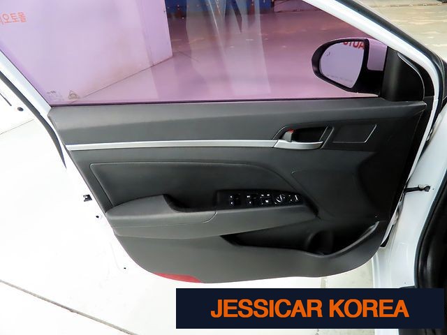 2020 Hyundai The New Avante AD - Thumbnail 14