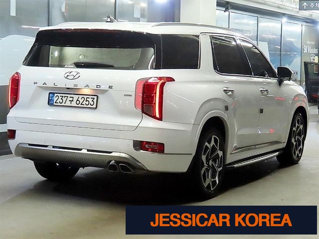 2022 Hyundai Palisade - Thumbnail 2