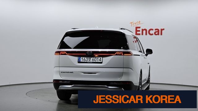 2021 Kia Carnival 4th Gen - Thumbnail 10
