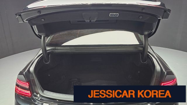2022 Genesis G80 (RG3) - Thumbnail 13