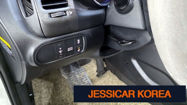 2015 Kia K3 - Thumbnail 5