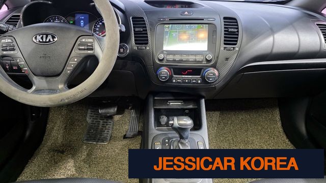 2015 Kia K3 - Thumbnail 13