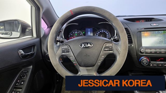 2015 Kia K3 - Thumbnail 16