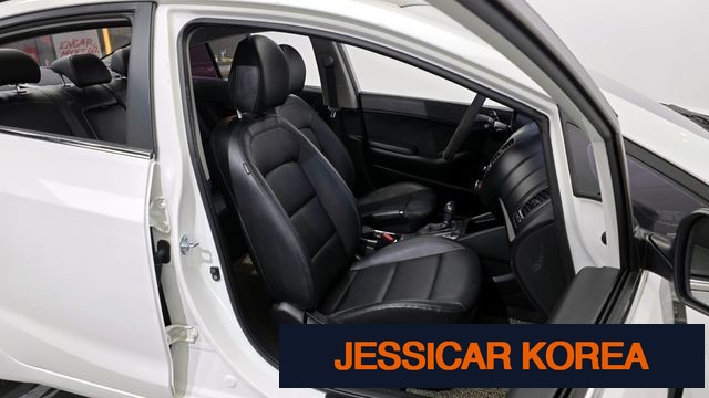 2015 Kia K3 - Thumbnail 19