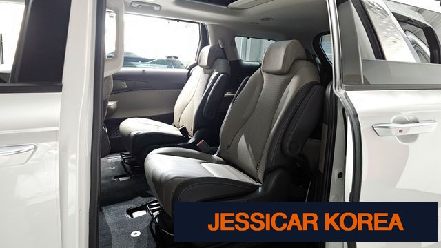 2025 Kia The New Carnival 4th generation - Thumbnail 8