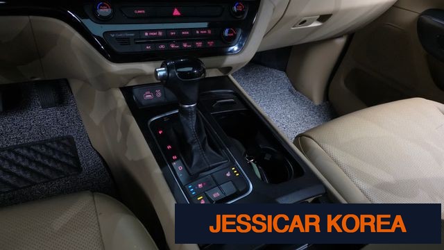 2015 Kia All New Carnival - Thumbnail 11