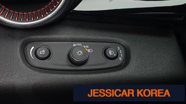 2025 Chevrolet Trax Crossover - Thumbnail 5