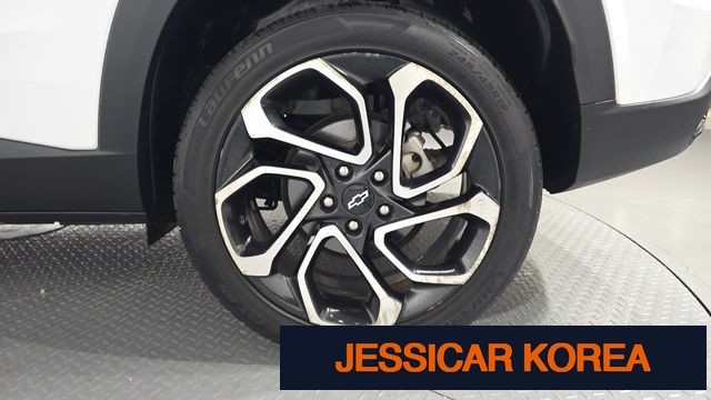 2025 Chevrolet Trax Crossover - Thumbnail 14