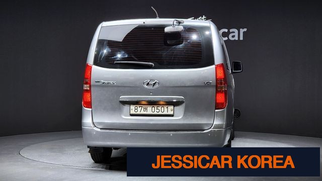 2021 Hyundai The New Grand Starex - Thumbnail 10