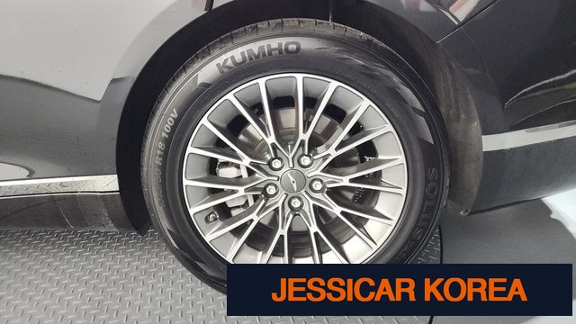 2022 Genesis G80 (RG3) - Thumbnail 11