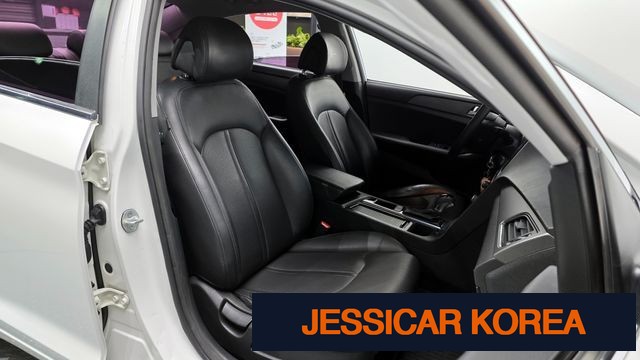 2015 Hyundai LF Sonata - Thumbnail 11