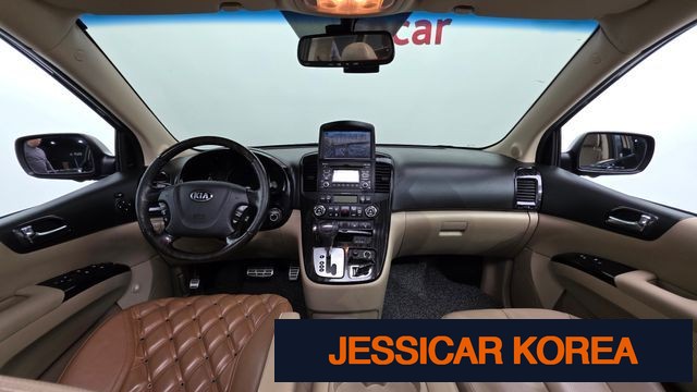 2014 Kia Carnival R - Thumbnail 6