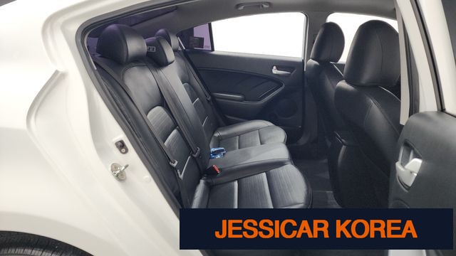 2018 Kia The New K3 - Thumbnail 4
