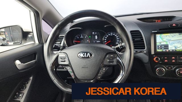 2018 Kia The New K3 - Thumbnail 9