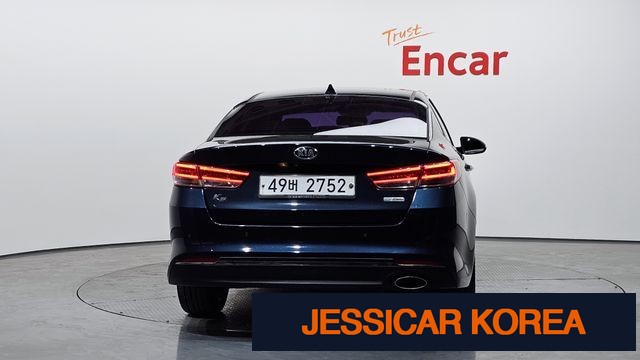 2016 Kia K5 2nd generation - Thumbnail 10