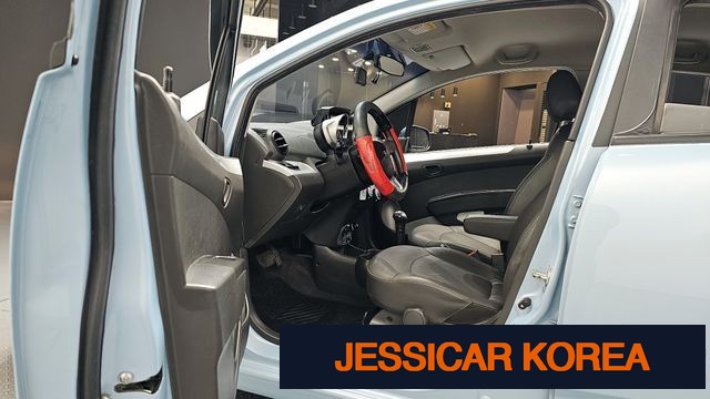 2014 Chevrolet Spark - Thumbnail 17