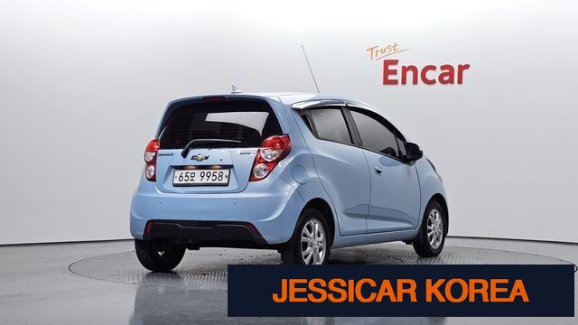 2014 Chevrolet Spark - Thumbnail 19
