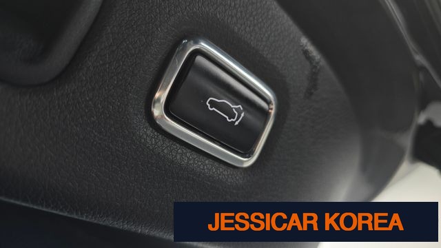 2018 Kia Stinger - Thumbnail 9