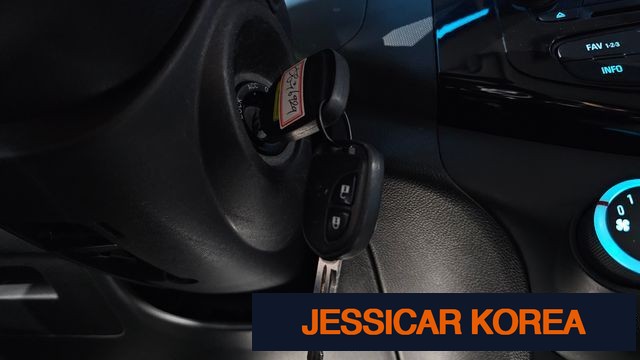 2013 Chevrolet Spark - Thumbnail 13
