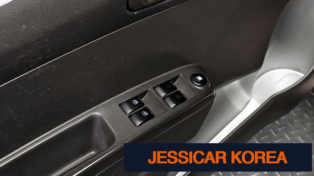 2013 Chevrolet Spark - Thumbnail 17