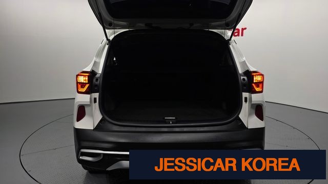 2021 Kia Seltos - Thumbnail 17