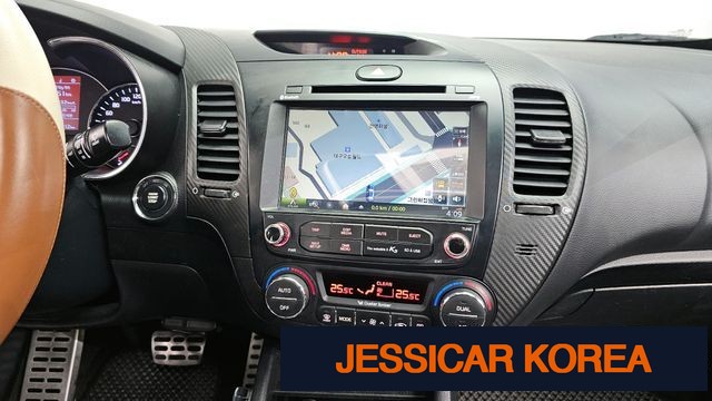 2015 Kia K3 - Thumbnail 2