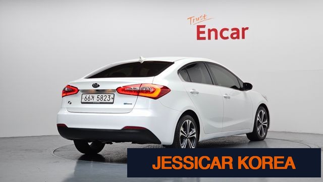 2015 Kia K3 - Thumbnail 3