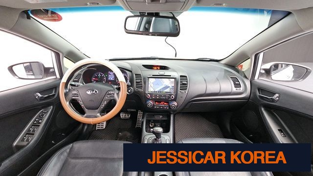 2015 Kia K3 - Thumbnail 5