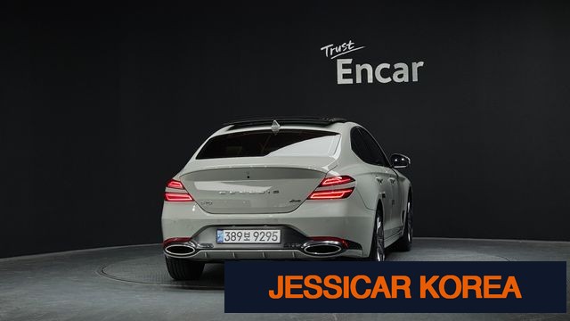 2024 Genesis The New G70 - Thumbnail 6