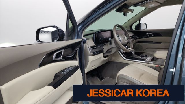 2021 Kia Carnival 4th Gen - Thumbnail 4