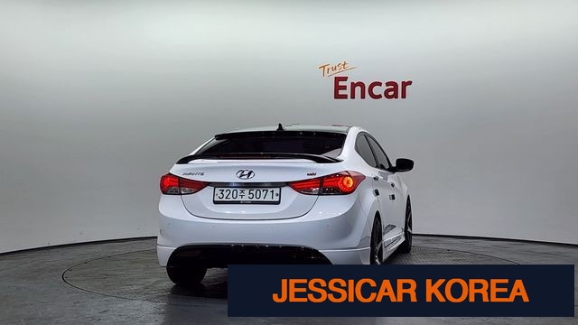 2013 Hyundai Avante MD - Thumbnail 17