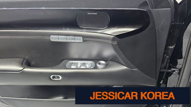 2022 Genesis G90 (RS4) - Thumbnail 11
