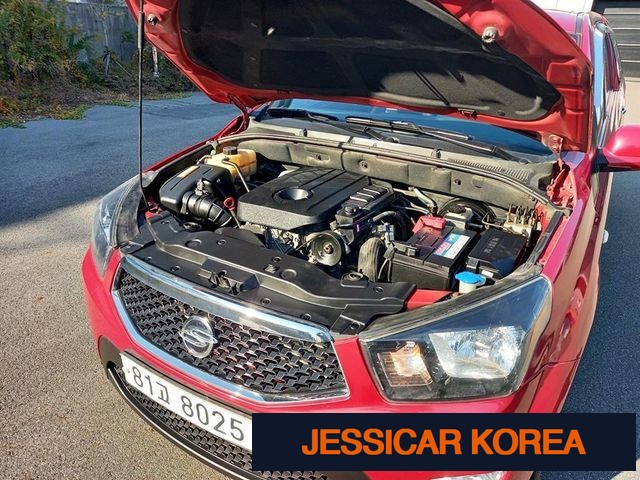 2014 KG Mobility Korando Sports - Thumbnail 3