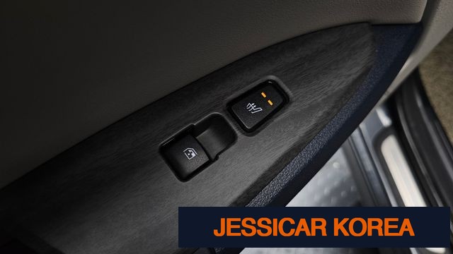 2022 Kia Sportage 5th Gen - Thumbnail 2