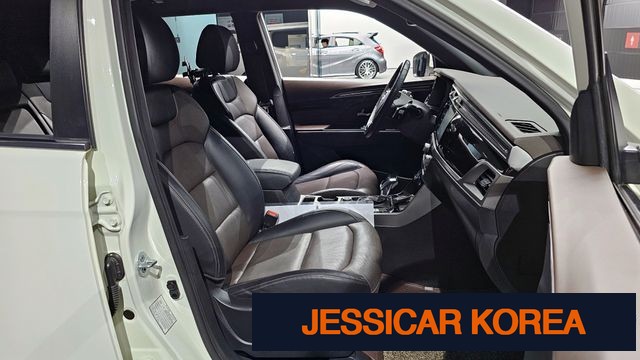 2020 KG Mobility Beautiful Korando - Thumbnail 10