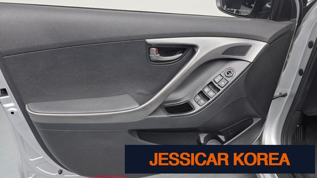 2012 Hyundai Avante MD - Thumbnail 12