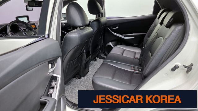 2014 KG Mobility New Korando C - Thumbnail 7