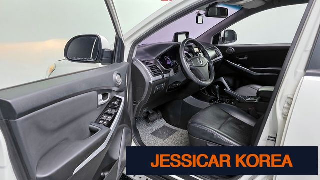 2014 KG Mobility New Korando C - Thumbnail 18