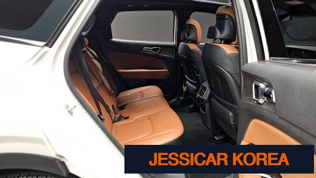 2022 Kia Sportage 5th Gen - Thumbnail 4