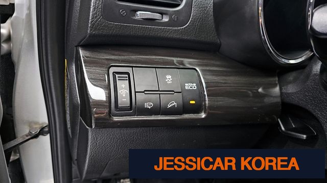 2012 Kia Sorento R - Thumbnail 19