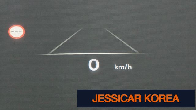 2025 Genesis GV70 - Thumbnail 4