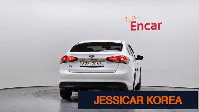 2018 Kia The New K3 - Thumbnail 12
