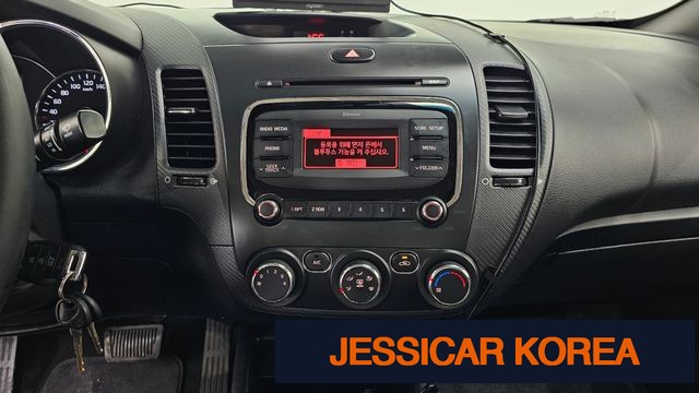 2018 Kia The New K3 - Thumbnail 17