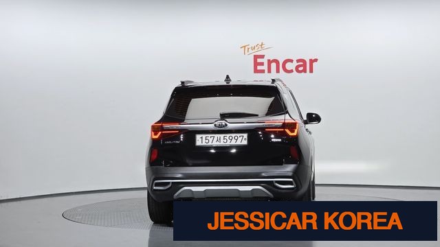 2022 Kia Seltos - Thumbnail 3