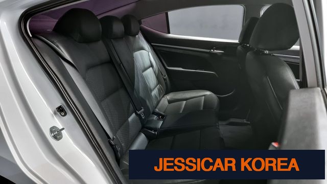 2019 Hyundai The New Avante AD - Thumbnail 2