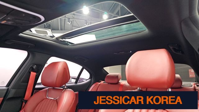 2021 Genesis The New G70 - Thumbnail 2